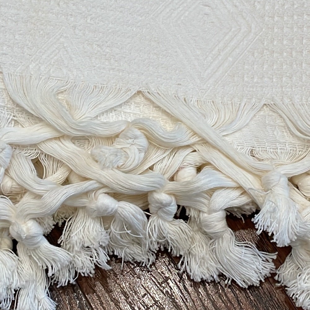 Bedspread - Picture 5 of 7
